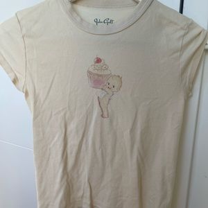 Brandy Melville cupcake Cupid tee
